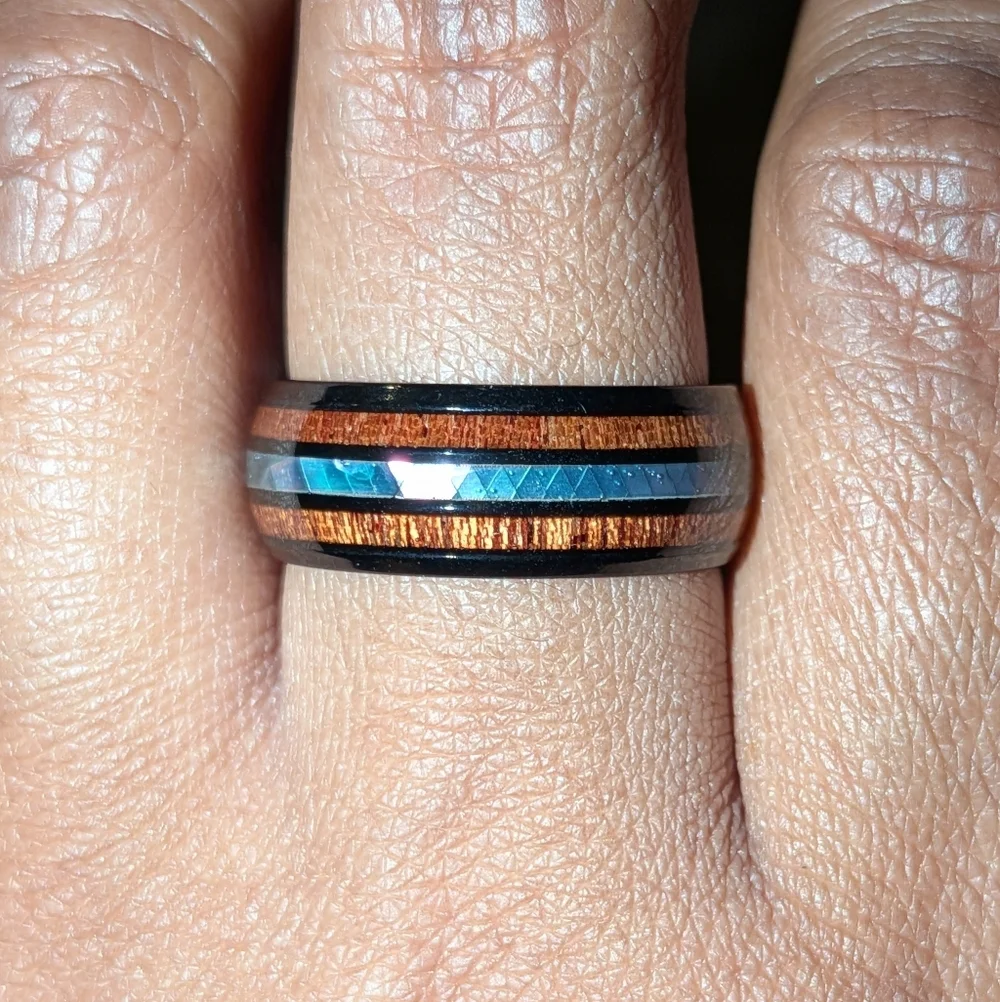 Men's edgy wood grain ring sz 7
